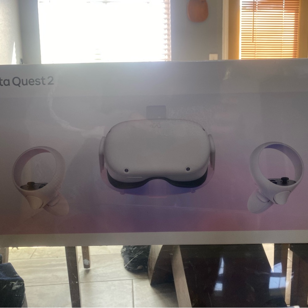 Quest 2 VR Headset - White